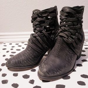 FREE PEOPLE | Carrera Black Leather Booties